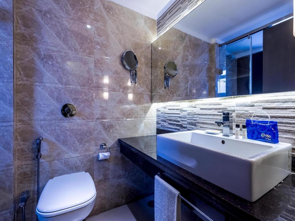 Hotel Galaxy Мумбаи Экстерьер фото