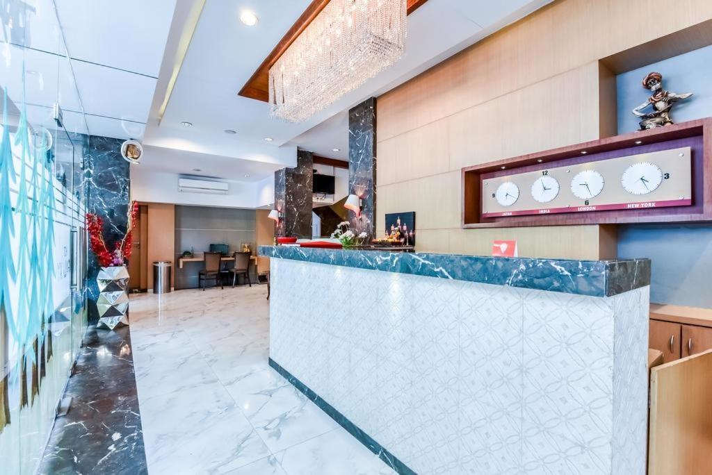 Hotel Galaxy Мумбаи Экстерьер фото